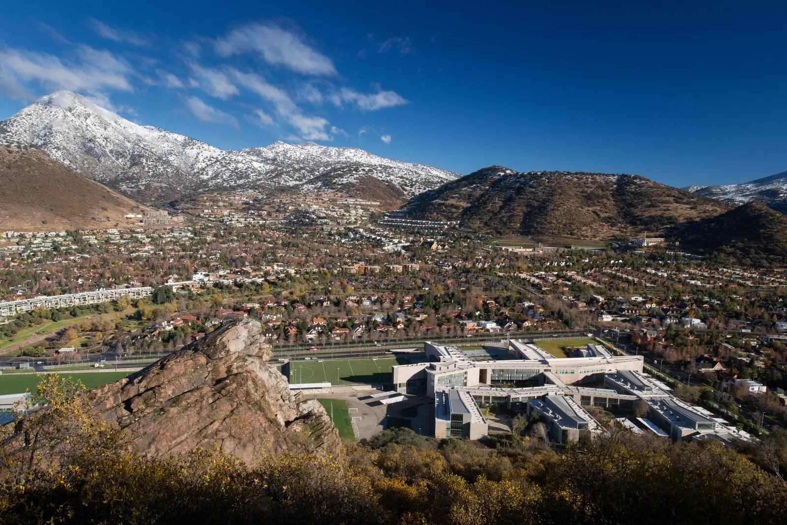 Colegio Santiago College, Santiago